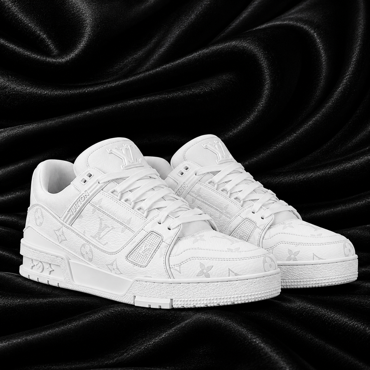 LOUIS VUITTON TRAINER WHITE
